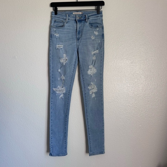 Levi’s 721 High Rise Skinny Distressed light Wash  Jeans SIZE 26 - Picture 1 of 5